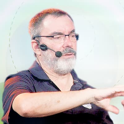 Leveraging Autonomous Agents on the Web