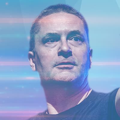 Local Variable Type Inference: Friend or Foe?